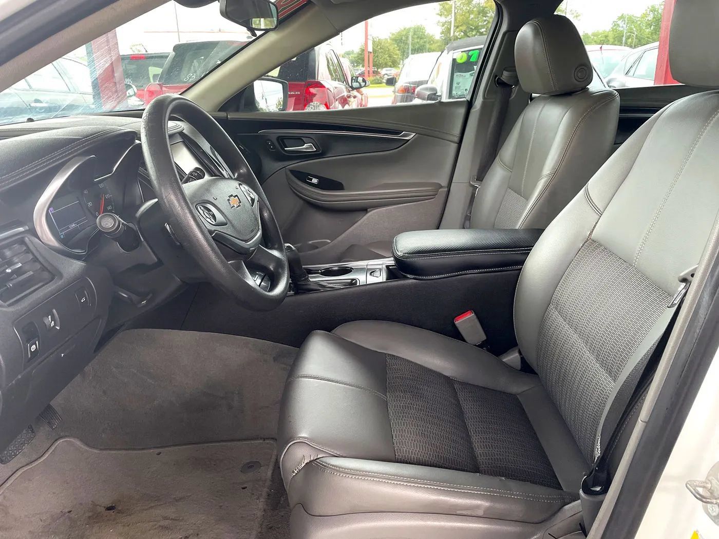 Used 2018 Chevrolet Impala LS FWD image 9