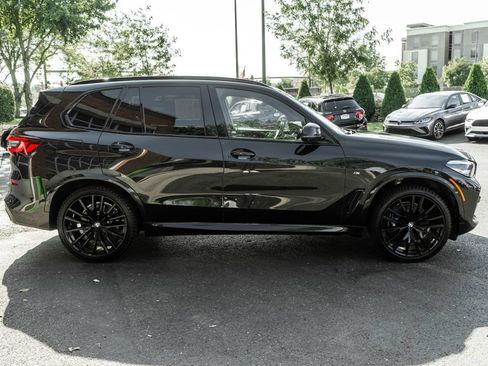 Used 2022 BMW X5 M50i AWD/4WD image 3