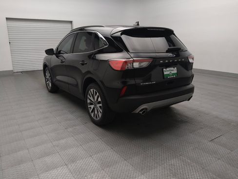 Used 2022 Ford Escape Titanium AWD/4WD image 5