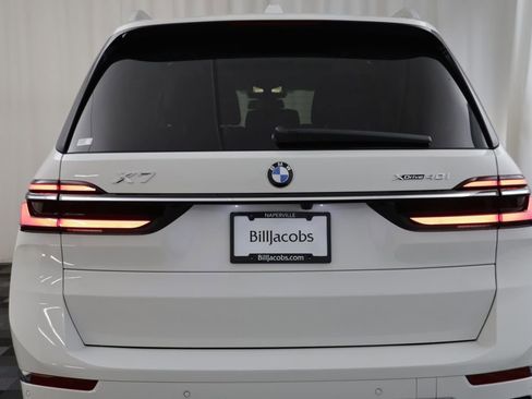 New 2026 BMW X7 xDrive40i AWD/4WD image 18