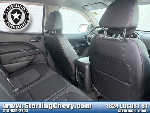 Used 2016 GMC Canyon SLE w/ All Terrain Adventure Package image 14