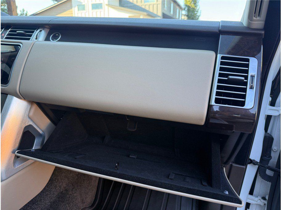 Used 2018 Land Rover Range Rover HSE AWD/4WD image 38