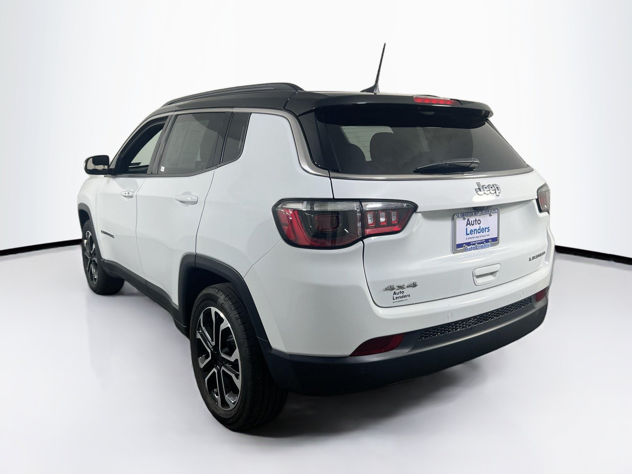 Used 2024 Jeep Compass Limited AWD/4WD image 7