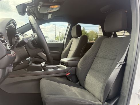 Used 2025 Dodge Durango GT image 13