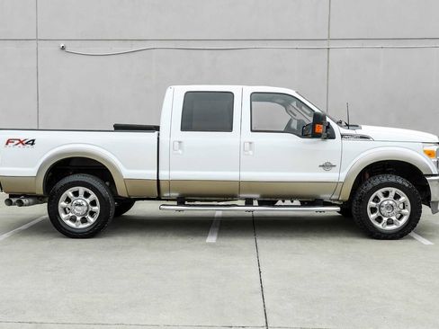 Used 2012 Ford F250 Lariat w/ FX4 Off Road Pkg AWD/4WD image 7
