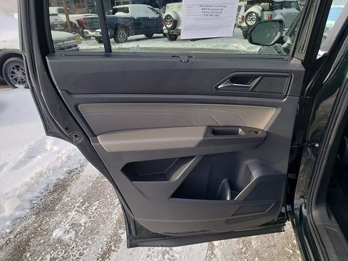 Used 2022 Volkswagen Atlas SE image 12