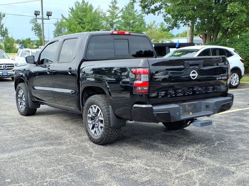 Used 2022 Nissan Frontier SV AWD/4WD image 6