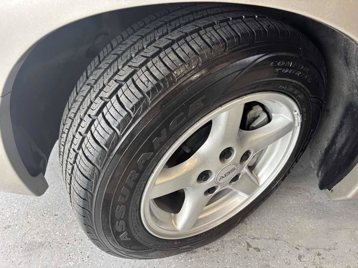 Used 2000 Pontiac Firebird Coupe RWD image 25
