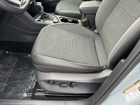 New 2026 Volkswagen Taos SE AWD/4WD image 27
