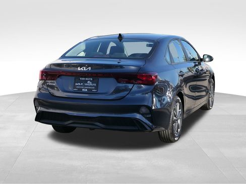 Used 2023 Kia Forte LXS image 32
