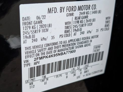 Used 2022 Ford Edge Titanium AWD/4WD image 24