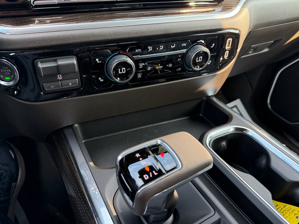 New 2026 Chevrolet Silverado 1500 RST AWD/4WD image 9