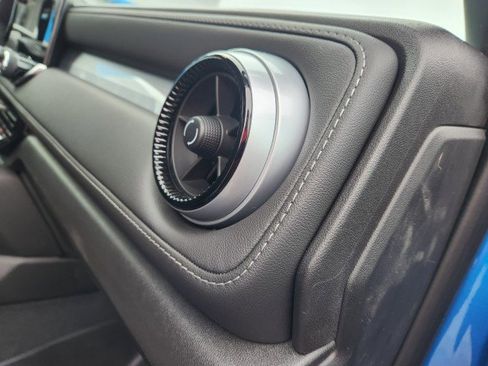 Used 2024 Chevrolet Colorado LT w/ LT Convenience Package II image 13