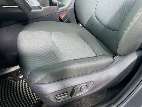 Used 2024 Toyota RAV4 XLE w/ Convenience Package AWD/4WD image 9