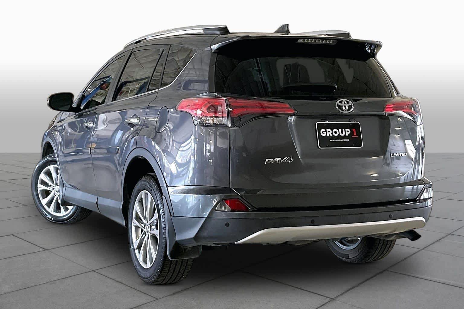 Used 2016 Toyota RAV4 Limited FWD image 11