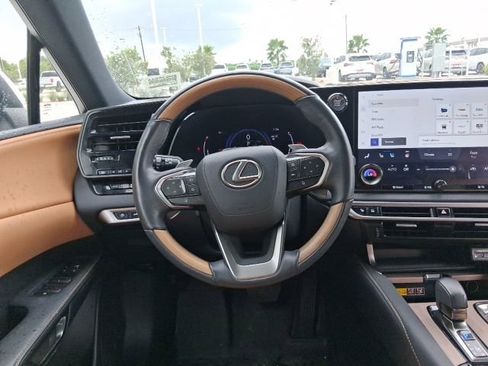 Used 2024 Lexus RX 350 Premium Plus w/ Convenience Package FWD image 9