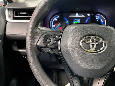 Used 2025 Toyota RAV4 LE AWD/4WD image 22