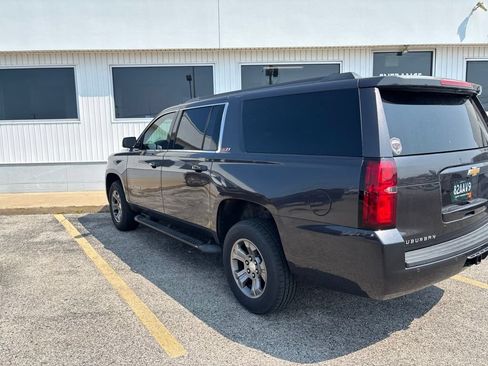 Used 2017 Chevrolet Suburban LT AWD/4WD image 3