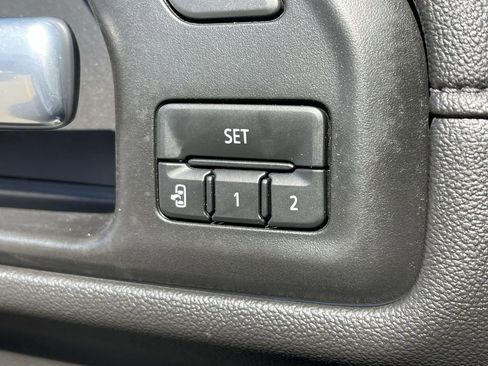 Used 2021 Chevrolet Silverado 3500 High Country w/ Z71 Off-Road Package AWD/4WD image 26