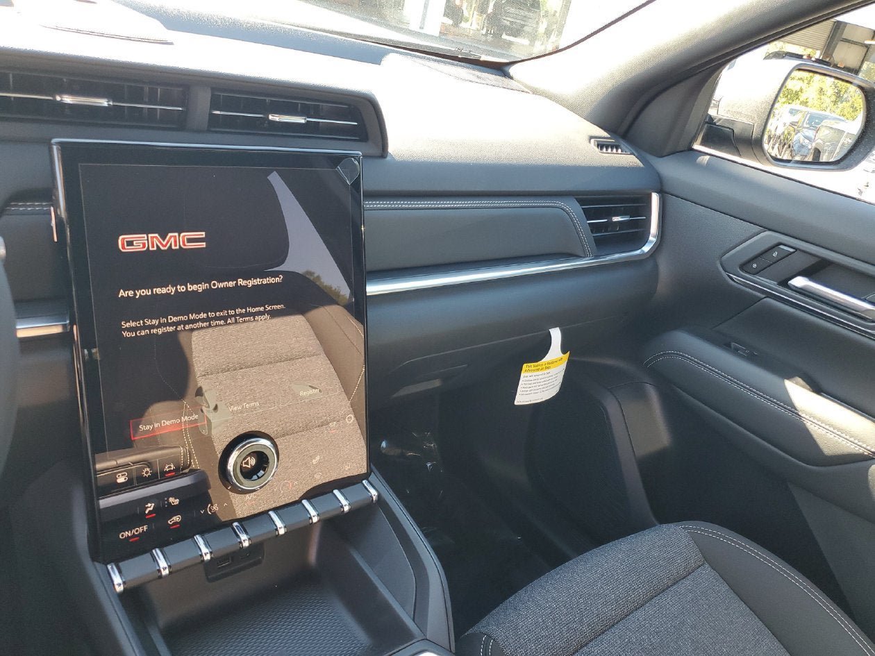 New 2027 GMC Terrain Elevation FWD image 26