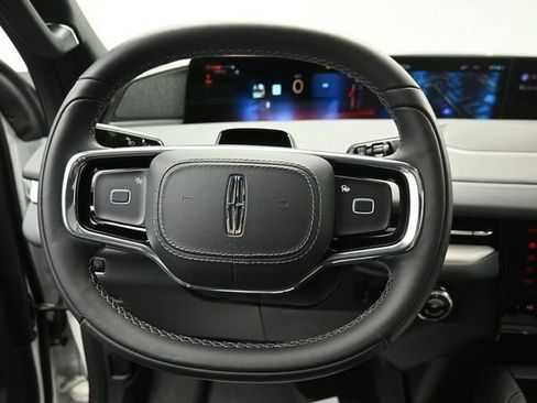 Used 2025 Lincoln Navigator L Reserve w/ Jet Appearance Package image 15