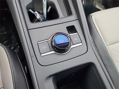 New 2026 Volkswagen Tiguan SE image 21