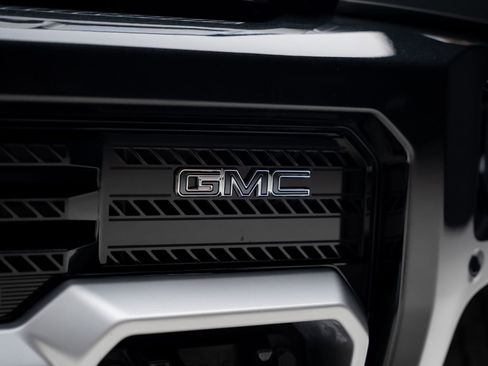 Used 2024 GMC Hummer EV 3X AWD/4WD image 16