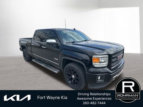 Used 2014 GMC Sierra 1500 SLT w/ All-Terrain Package AWD/4WD image 9