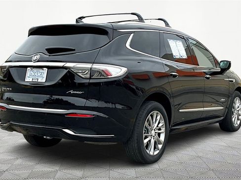 Used 2022 Buick Enclave Avenir w/ Avenir Technology Package image 2