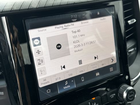 New 2026 RAM 1500 Express AWD/4WD image 17