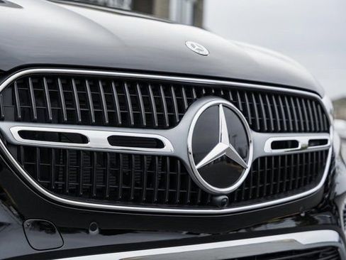 New 2026 Mercedes-Benz GLC 300 4MATIC image 12