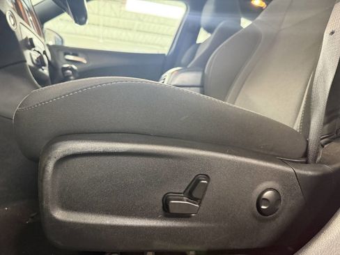 Used 2022 Dodge Charger SXT RWD image 17
