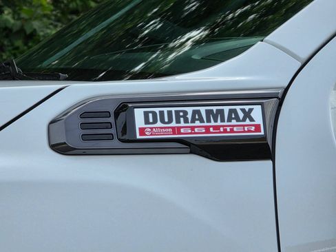 Used 2024 GMC Sierra 2500 AT4 w/ AT4 Premium Plus Package AWD/4WD image 42
