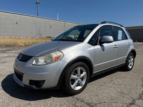 Used 2007 Suzuki SX4 AWD Hatchback image 8