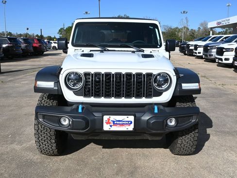 New 2025 Jeep Wrangler Unlimited Rubicon 4xe w/ Safety Group AWD/4WD image 5