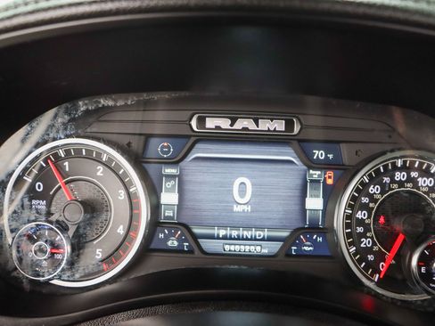 Used 2024 RAM 2500 Laramie AWD/4WD image 16