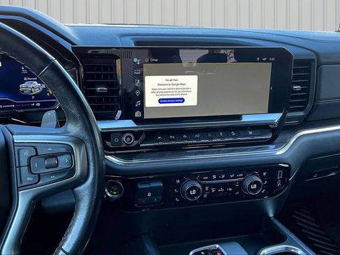 Used 2023 Chevrolet Silverado 1500 LTZ w/ LTZ Convenience Package II image 3