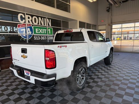 Used 2020 Chevrolet Colorado W/T w/ Custom Special Edition image 6