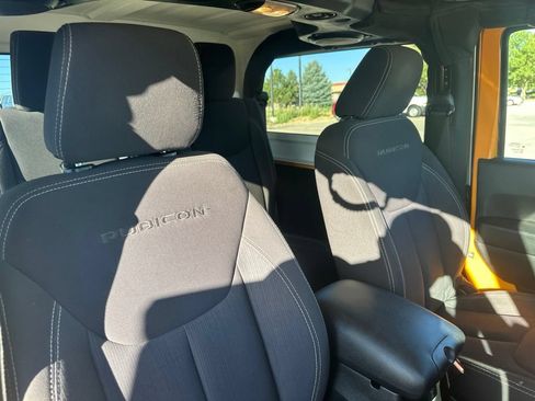 Used 2013 Jeep Wrangler Rubicon w/ PWR Convenience Group AWD/4WD image 24