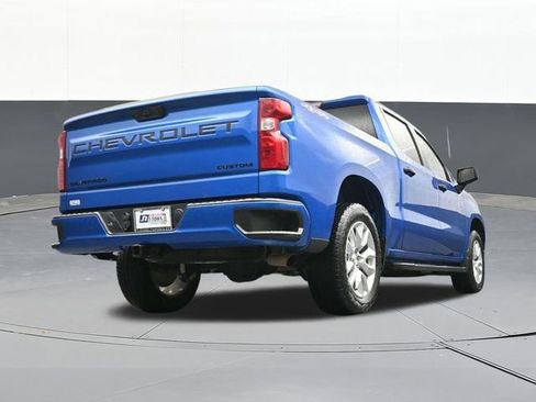 Used 2023 Chevrolet Silverado 1500 Custom w/ LPO, Dark Essentials Package image 39