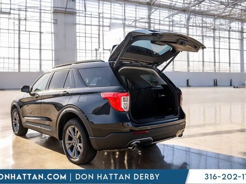 Used 2023 Ford Explorer XLT w/ Equipment Group 202A image 31