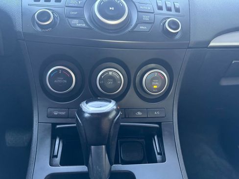 Used 2013 MAZDA MAZDA3 i Touring image 27