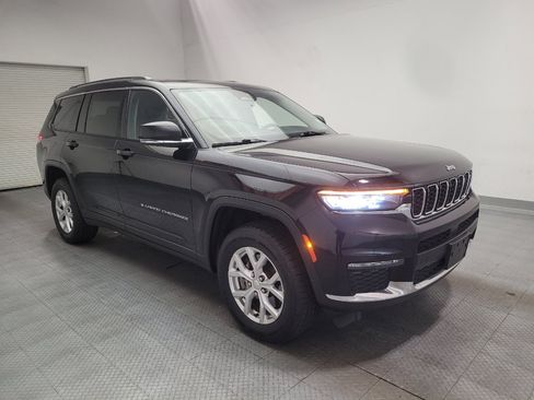 Used 2023 Jeep Grand Cherokee L Limited AWD/4WD image 13