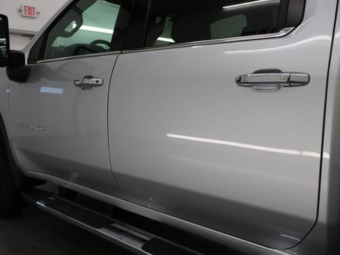 Used 2020 Chevrolet Silverado 3500 LTZ w/ LTZ Plus Package AWD/4WD image 36