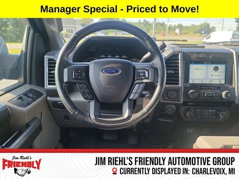 Used 2016 Ford F150 XLT w/ Equipment Group 302A Luxury image 11