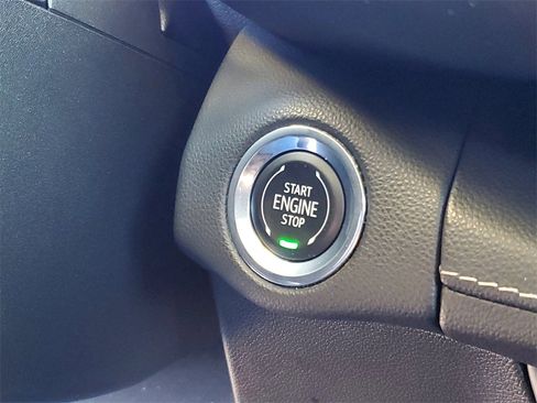 Used 2023 Buick Envision Preferred image 14