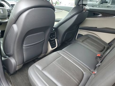 Used 2019 Lincoln Nautilus Reserve FWD image 23