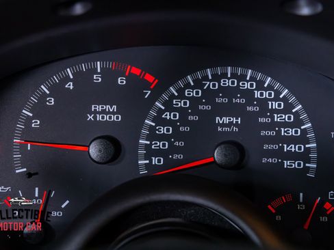 Used 2002 Chevrolet Camaro Z28 w/ SS Performance/Appearance Pkg image 79