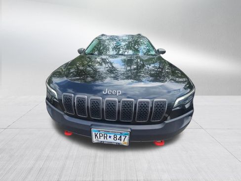 Used 2020 Jeep Cherokee Trailhawk w/ Comfort/Convenience Group AWD/4WD image 2