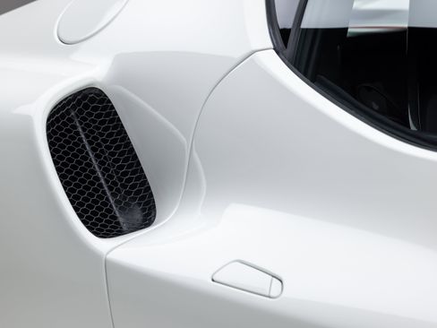 Used 2022 Ferrari 296 GTB RWD image 16